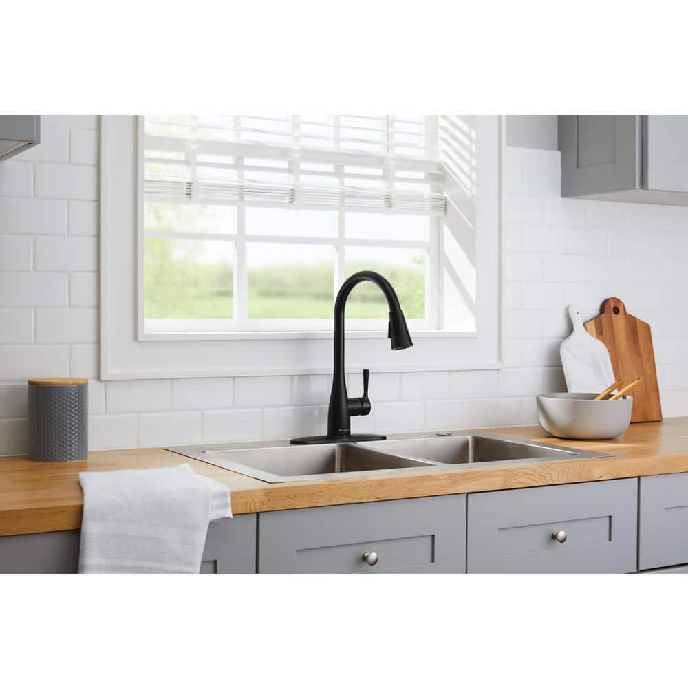 Sadira Touchless Single-Handle Pull-Down Sprayer Kitchen Faucet with TurboSpray and FastMount in Matte Black