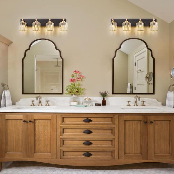 年末のプロモーション特価！ EDISLIVE Orillia 28 in. 4-Light Black and Gold Bathroom 小物