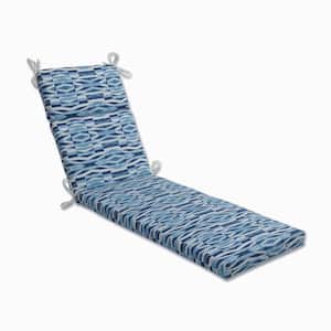 Geometric 21 x 28.5 Outdoor Chaise Lounge Cushion in Blue/Off-White Nevis