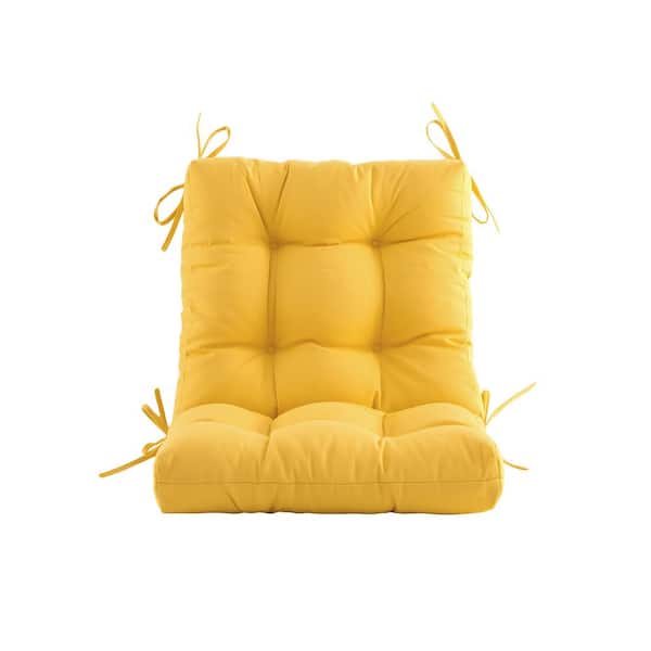 https://images.thdstatic.com/productImages/a0d75623-c49c-4734-82b1-edb6588fdf49/svn/lounge-chair-cushions-bzb05-c3_600.jpg