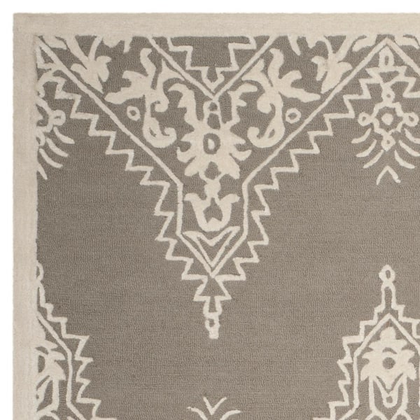 Ivory 8' x 10' Grey Safavieh Manchester Collection MNH523A Handmade Premium Wool & Viscose Area Rug