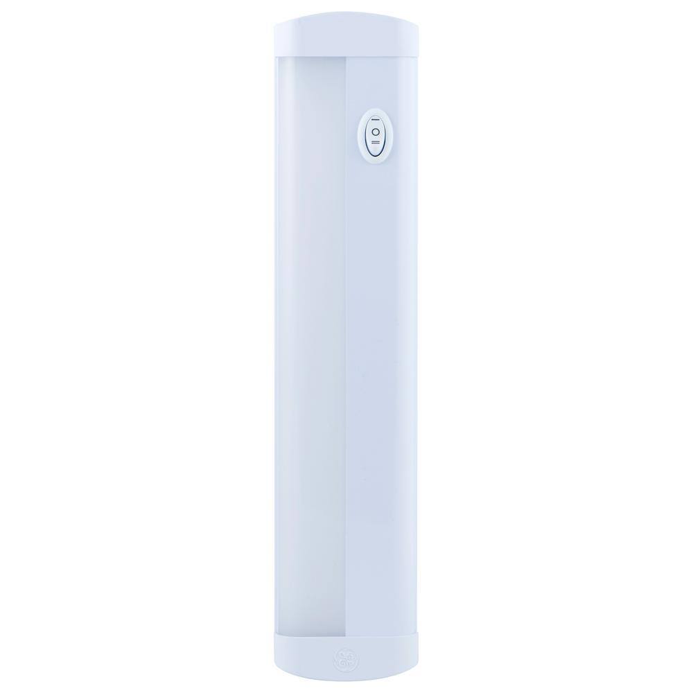 10 in. Plug-In Linkable Under Cabinet Fixture
