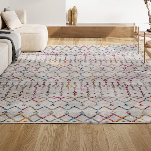 JONATHAN Y Moroccan HYPE Boho Vintage Diamond Ivory/Multi 8 ft. x