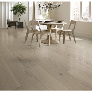 Pavillion Shire Red Oak 3/8 in. T X 6.3 in. W Tongue and Groove Engineered Hardwood Flooring (30.48 sq.ft./case)