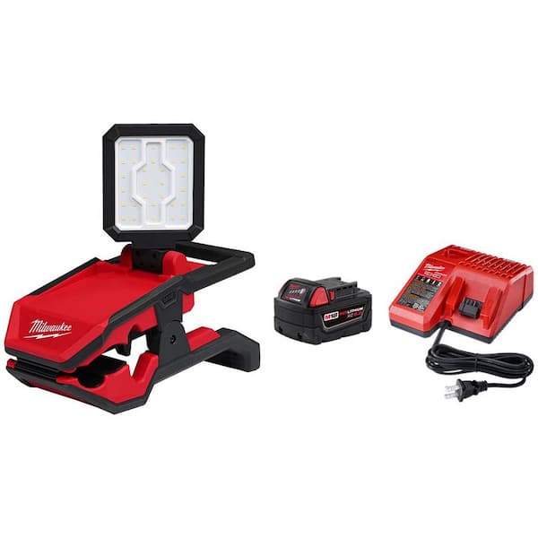 Milwaukee M18 18-Volt 2000 Lumens Lithium-Ion Cordless Rover LED Clamping Flood Light w/ (1) 5Ah Battery & Charger