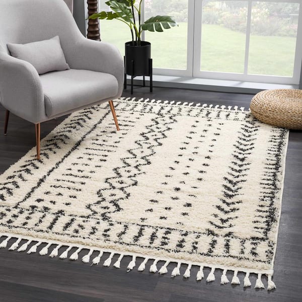 Hauppauge 7 ft. X 9 ft. Charcoal/Peach Area Rug