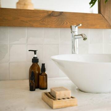 smart tiles Zellige Oia Beige 9 in. x 9 in. Vinyl Peel and Stick Tile (2.22 sq. ft./ 4-Pack) SM1192G-04-QG
