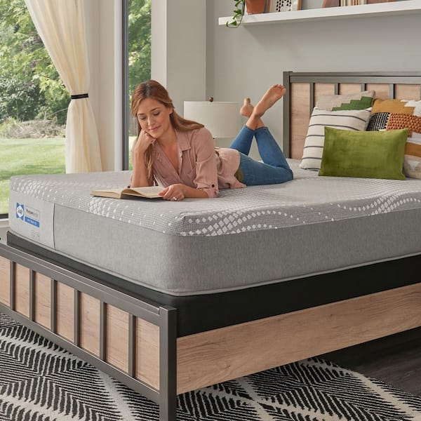 Posturepedic Medina Full Firm Hybrid 11 in. Mattress Set