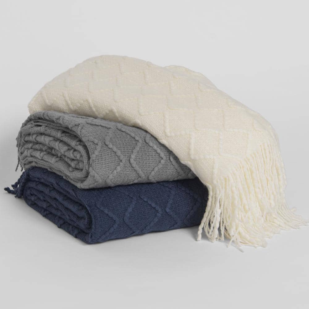 Cozy Ivory Textured Diamond Knitted Throw 50" x 60"