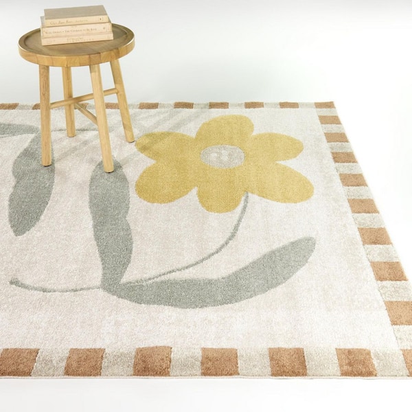 Camellia Yellow 4 ft. x 6 ft. Boho Floral Area Rug