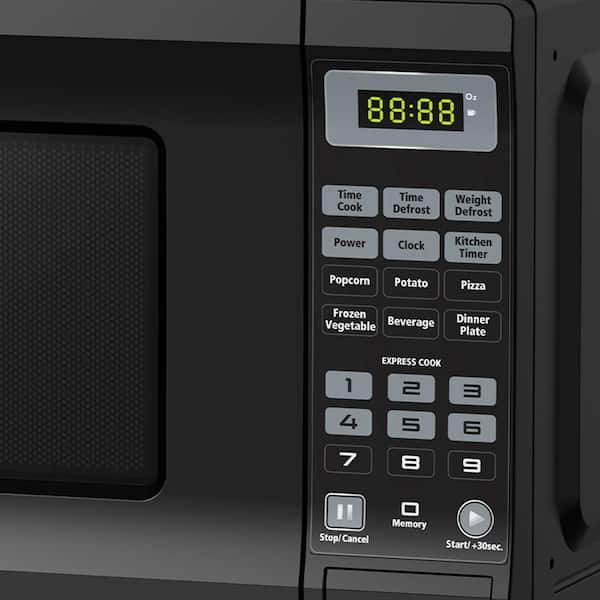  Black & Decker EM720CPI-PMB 700-watt Microwave, 0.7 Cubic Feet,  Black : Home & Kitchen