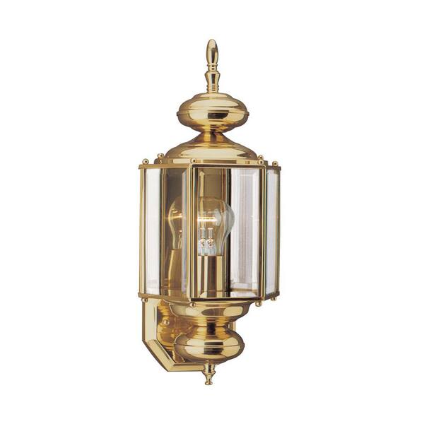 Generation Lighting - Classico 7 in. W 1-Light Polished Brass Outdoor Wall Lantern Sconce with Clear Beveled Glass