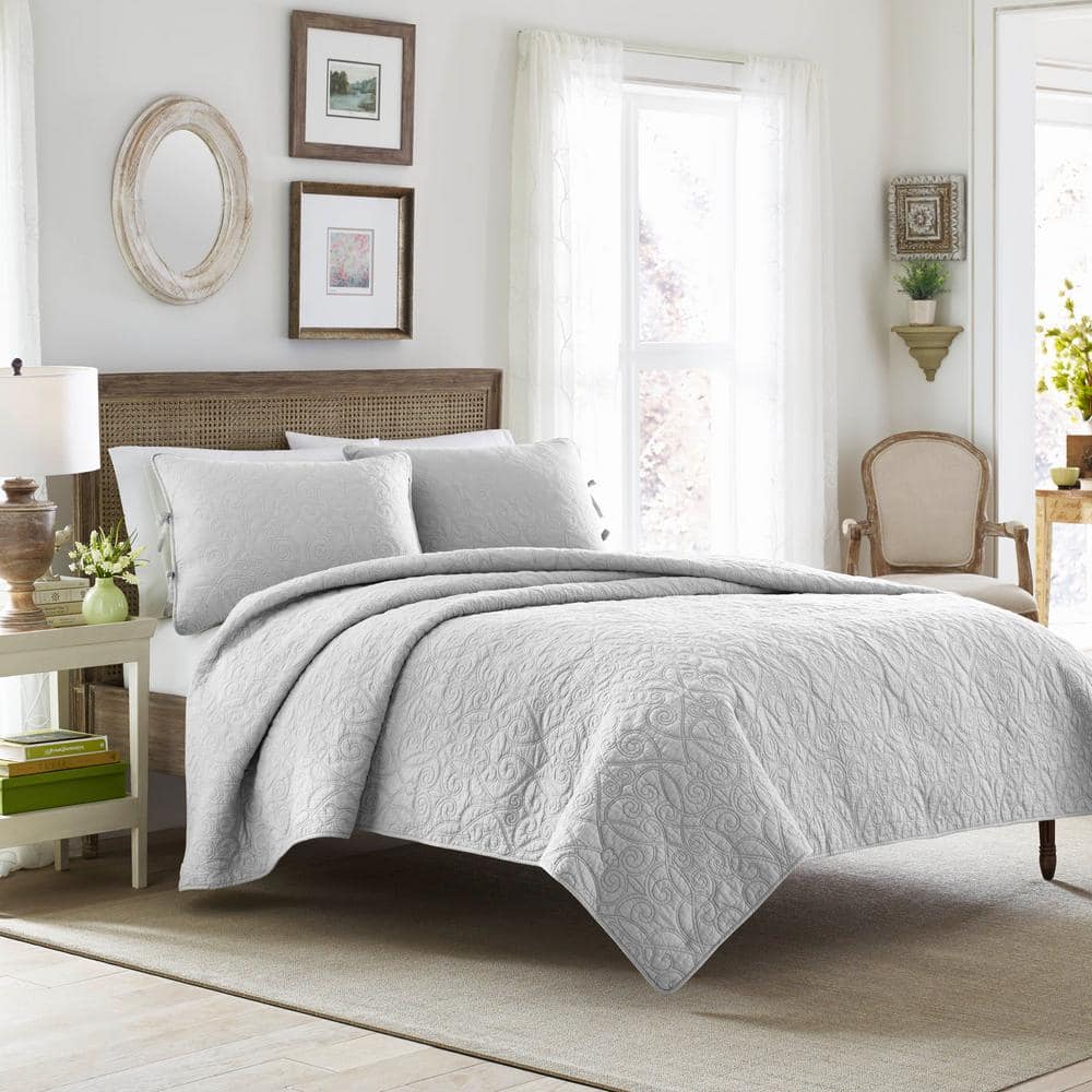 Felicity 3-Piece Soft Gray Floral Cotton King Quilt Set price history on PriceWatchPro