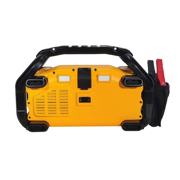 DEWALT 1600 Peak Amp Jump Starter with Digital Compressor and USB Power  Bank DXAEJ14 - The Home Depot