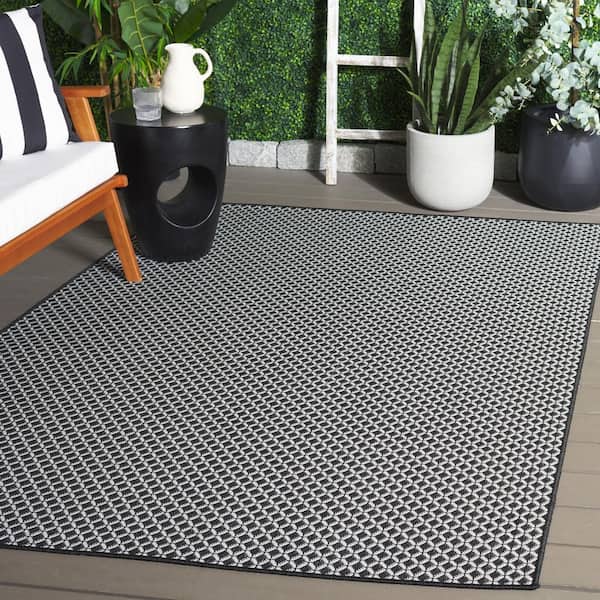Terrace Black/White 9 ft. x 12 ft. Geometric Diamond Indoor/Outdoor Area Rug