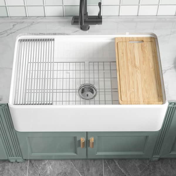 Vomlor White Fireclay 33 in. L x 20 in. W Single Bowl Farmhouse Apron Workstation Kitchen Sink with Bottom Grid and Strainer