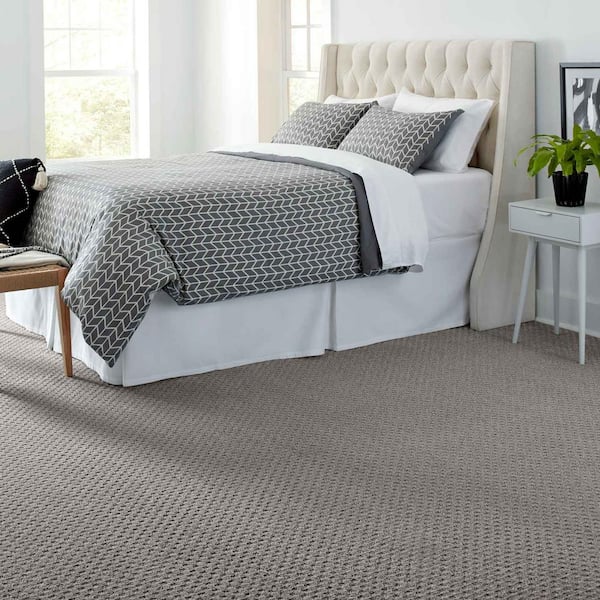 Shiloh Point  - Smooth Stones - Gray 40 oz. Triexta Pattern Installed Carpet
