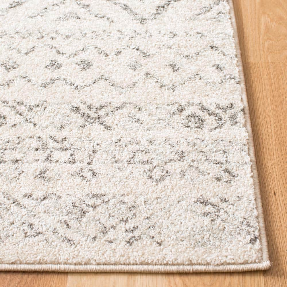 Ivory & Grey Geometric Square Synthetic Area Rug - Easy Care 9' x 9'