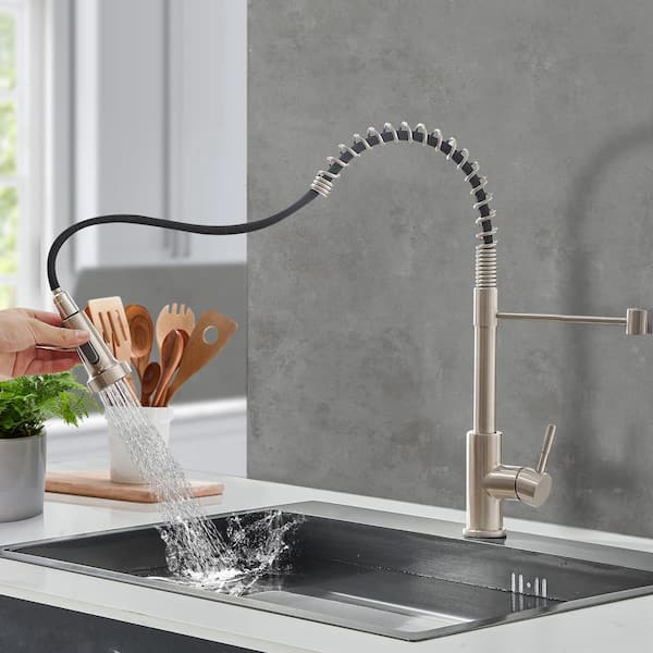 Single Handle Pull Down Sprayer Kitchen Faucet in Brushed Nickel Stainless Steel with Spray and Stream