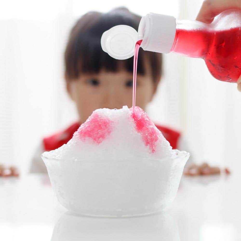 Red and White Countertop Electric Ice Crusher Machine