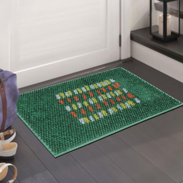 https://images.thdstatic.com/productImages/a19ee6a5-5c7e-432a-9462-d15111b19747/svn/green-a1-home-collections-door-mats-a1hcrg06-nw-c3_600.jpg