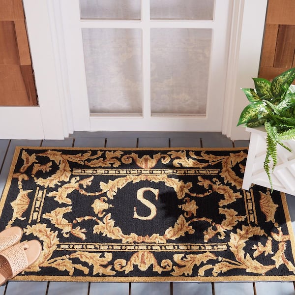 Monogram Black 3 ft. x 4 ft. "S" Ornate Leaf Indoor/Outdoor Area Rug