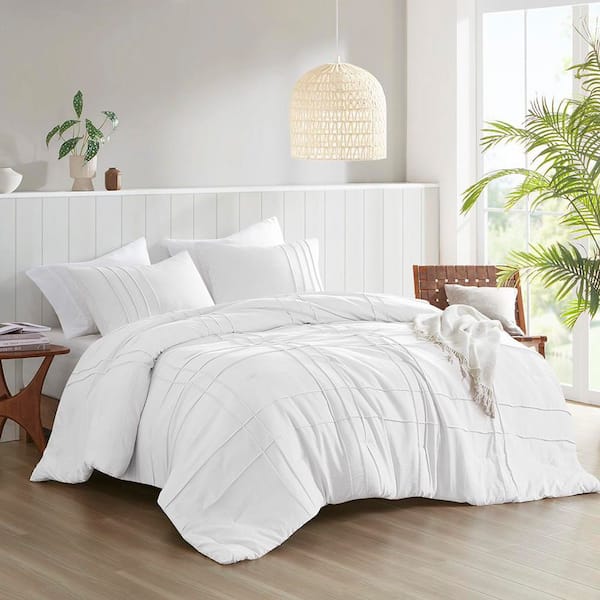 510 Design Porter 3-Piece White Microfiber Queen Soft Washed Pleated Comforter Set