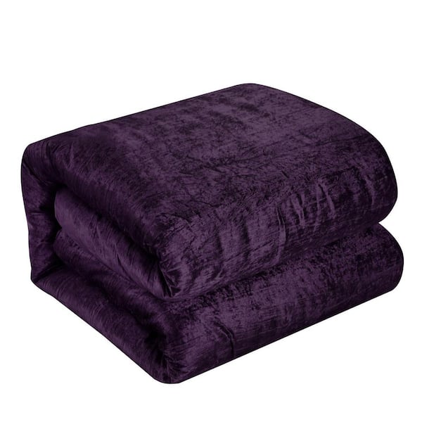 HomeRoots Purple Solid Color Queen Polyester Duvet Cover Set