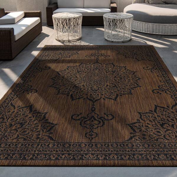 Black Indoor-Outdoor Olefin Carpet Area Rug