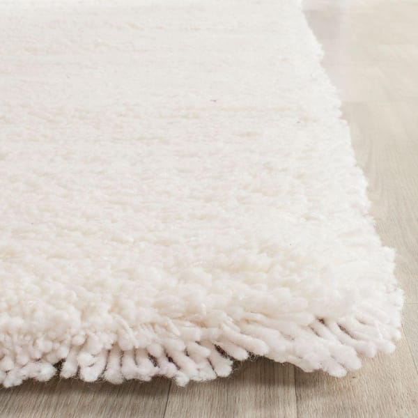 SAFAVIEH Classic Shag White 8 ft. x 8 ft. Square Solid Area Rug 