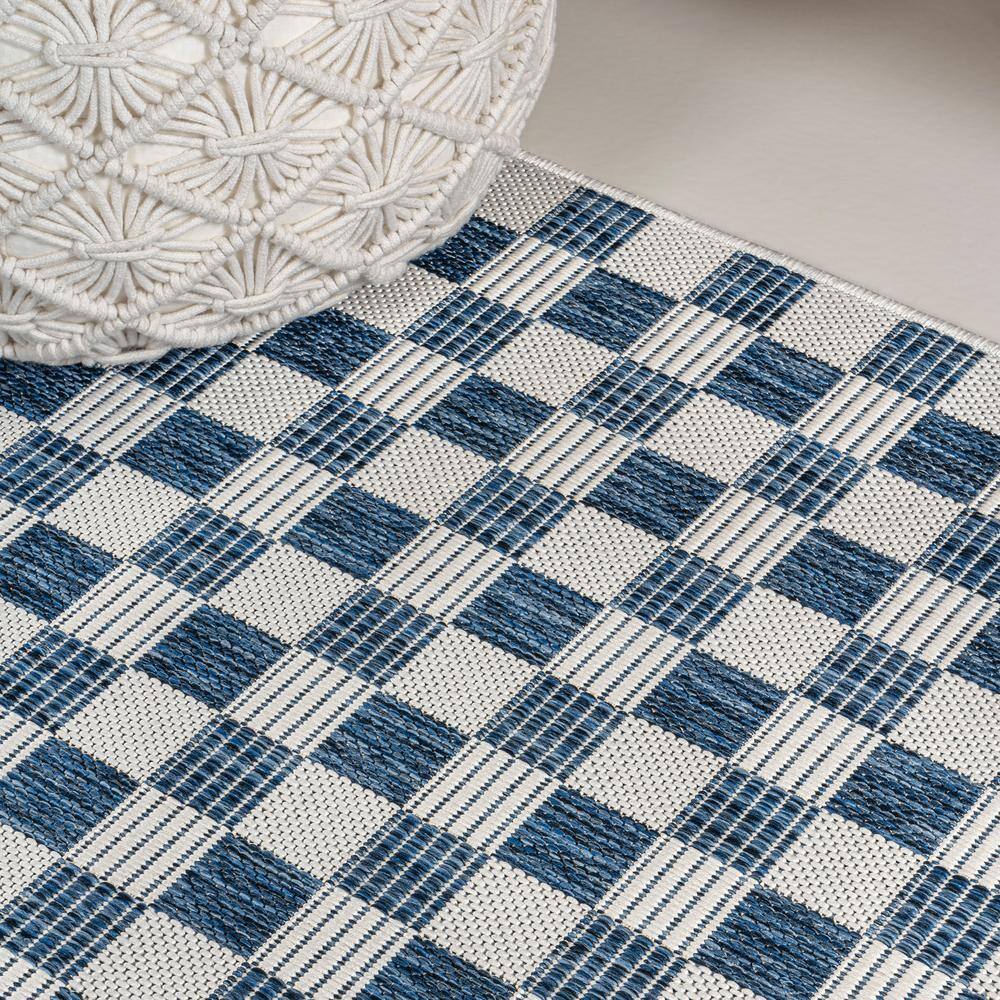 Aimee Navy and Cream Synthetic Checkerboard 3 x 5 Area Rug