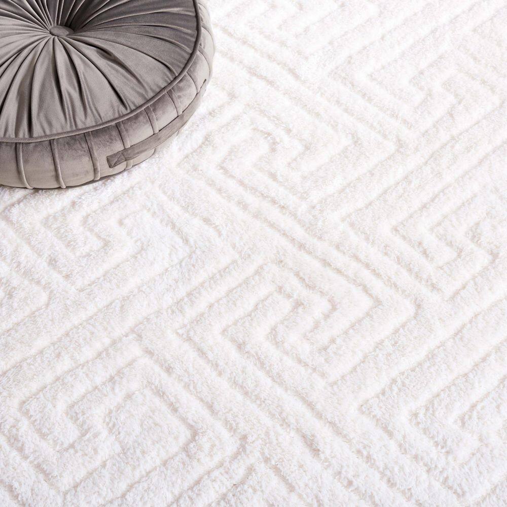 White Geometric Shag Synthetic 4' x 6' Area Rug