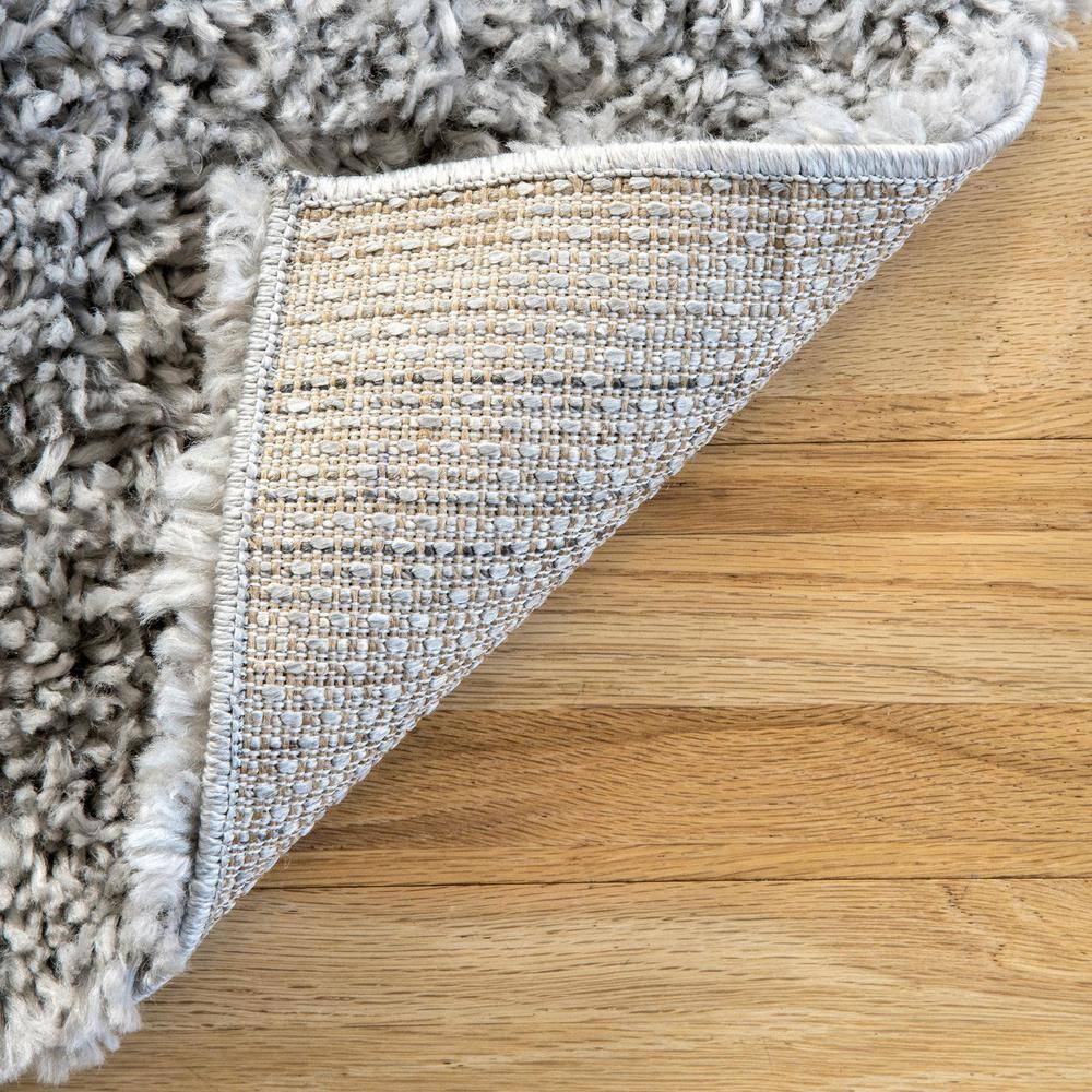 Luxurious Gray Solid Shag Synthetic Area Rug 4' x 6'