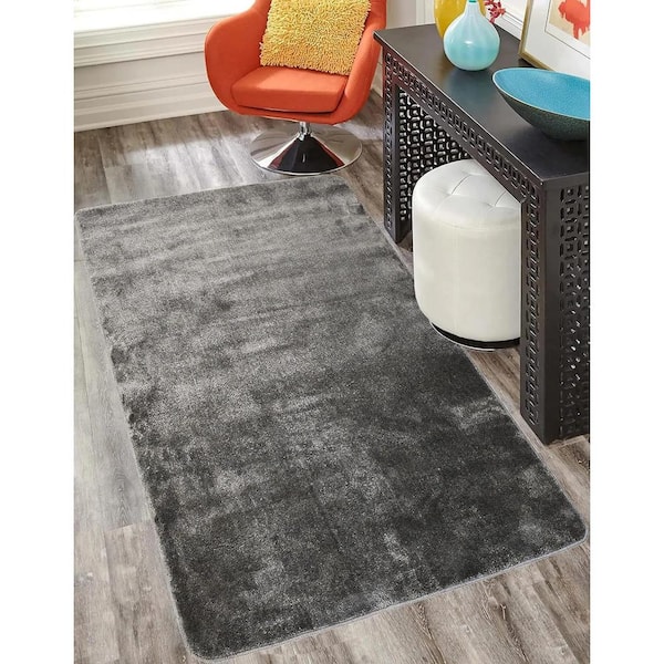 Euro Collection Grey 5 ft. x 7 ft. Area Rug