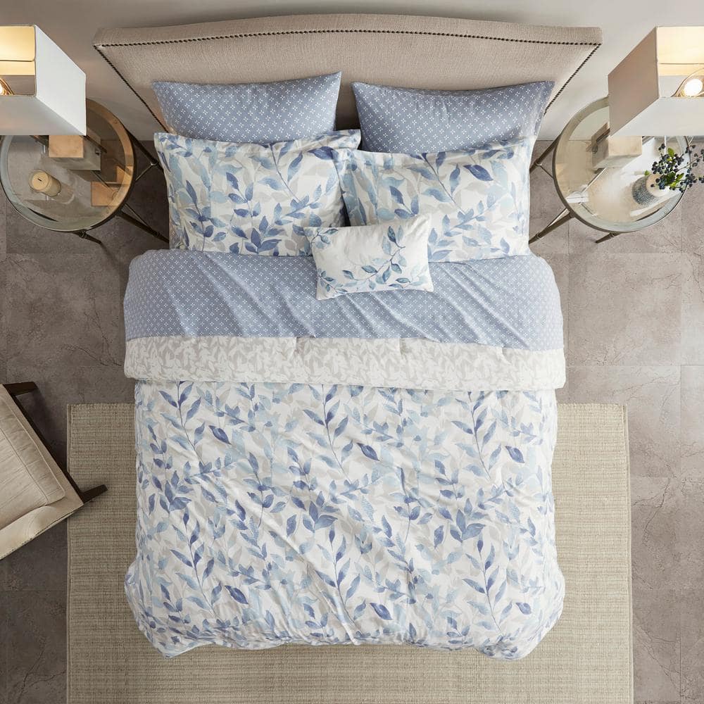 Leisha Blue Queen Microfiber Reversible 7-Piece Bedding Set