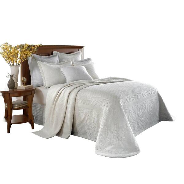 Historic Charleston Collection King Charles White Matelasse Cotton Queen Bedspread