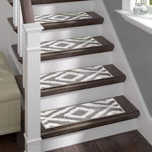 Grey/White 9 in. x 28 in. Non-Slip Stair Tread Cover Polypropylene Latex Backing (Set of 15)
