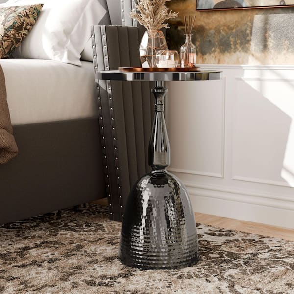 Knoll 15.75 in. Boho Black Faux Marble Metal Round Top End Table