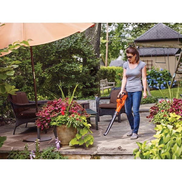 BLACK+DECKER 20-volt Max 4-cycle 80-CFM 130-MPH Battery Handheld Leaf  Blower 1.5 Ah (Battery and Charger Included) in the Leaf Blowers department  at