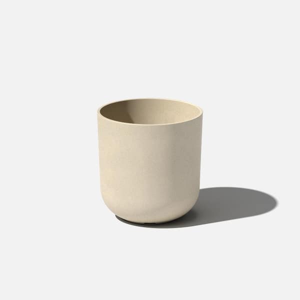 Veradek Kona 10 in. Sand Plastic Round Planter