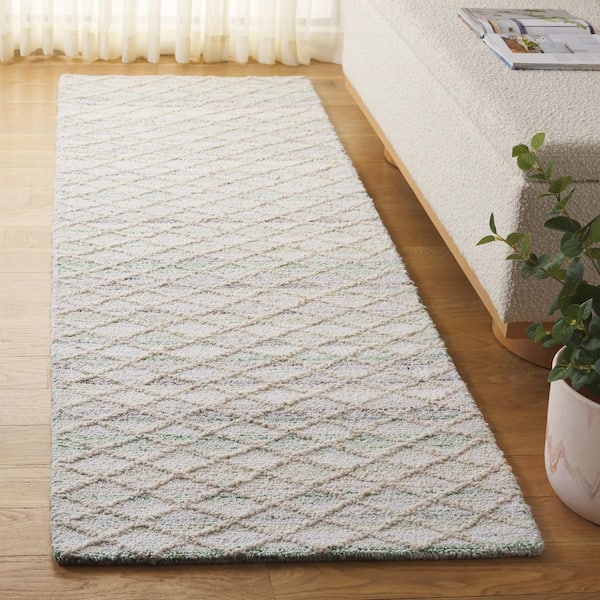 Abstract 2 ft. x 8 ft. Green/Ivory Geometric Diamonds Runner Rug
