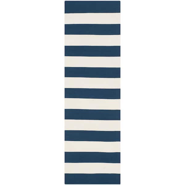 SAFAVIEH Montauk Navy/Ivory 2 ft. x 13 ft. Striped Runner Rug
