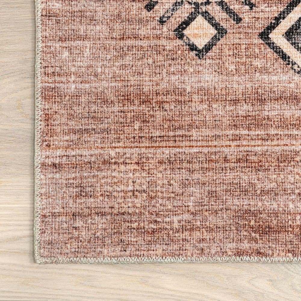 Lauren Liess Sagebrush Blush Geometric Washable Synthetic Area Rug 4' x 6'