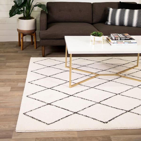 Grace Off-White 8 ft. x 10 ft. Diamond Trellis Area Rug