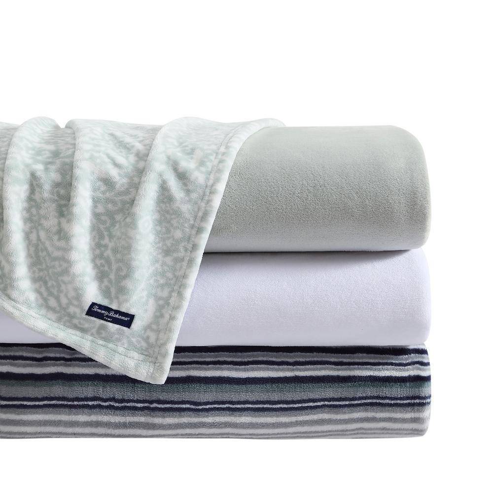 Twin-Size Ultra Soft Plush Fleece Reversible White Blanket