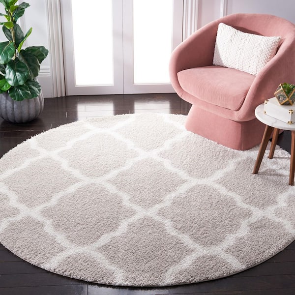 Tahoe Shag 7 ft. x 7 ft. Silver/White Trellis Diamond Round Area Rug