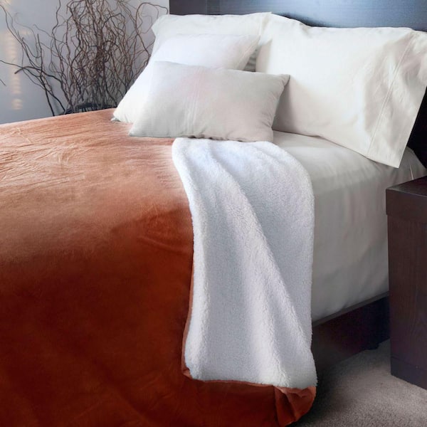Lavish Home Burgundy Fleece/Sherpa Polyester Full/Queen Blanket