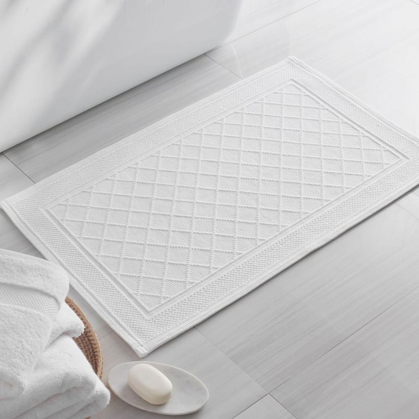 Legends Luxury Diamond Flatwoven Bath Mat 17 in. x 24 in. White No Pad Attached