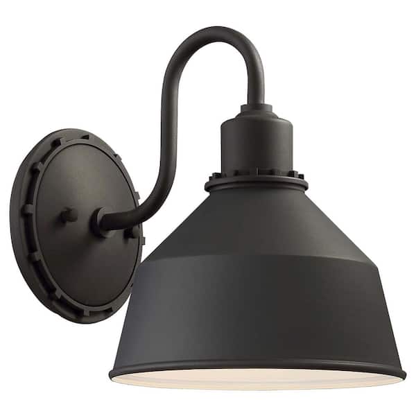 the great outdoors by Minka Lavery Mantiel Collection 1-Light Black Finish Outdoor Wall Lantern Sconce