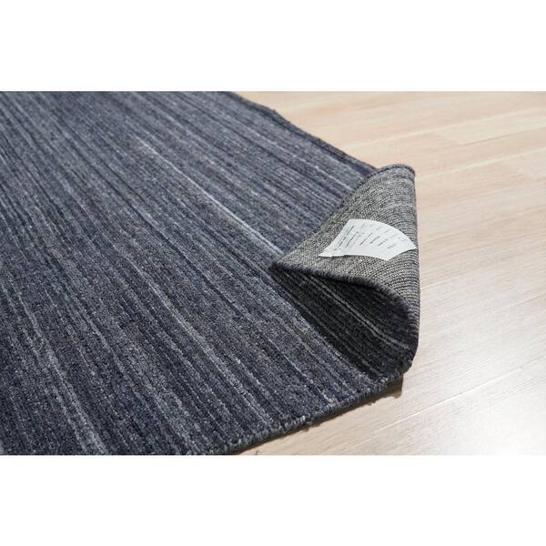 Gray 6' 7 x 6' 7 Hand Knotted Solid Gabbeh Wool Round Rug